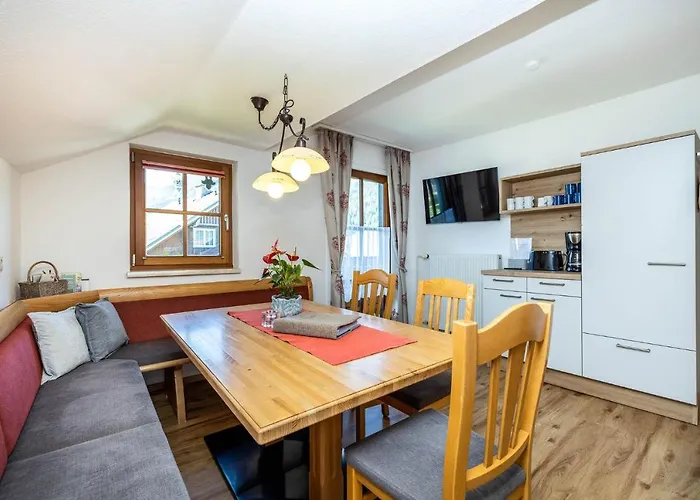 Bauernhof Vorderklinglhub * Flachau